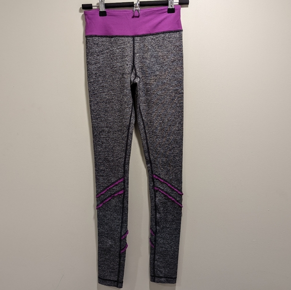 Lululemon Yogi Dance Leggings Violet and Grey Ruffles - Picture 5 of 6